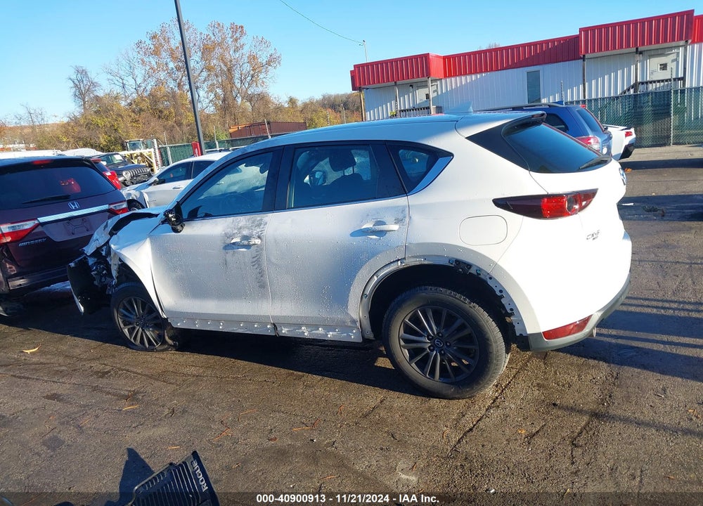 2018 MAZDA CX-5 SPORT VIN: JM3KFBBM1J0464605