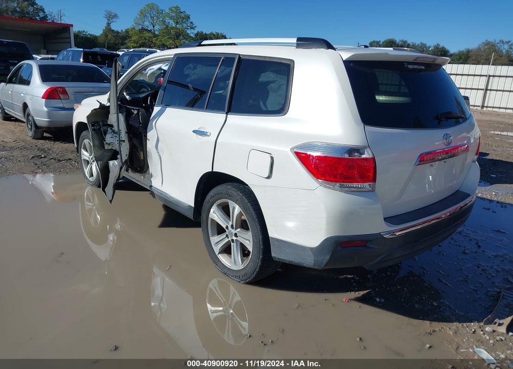 2011 TOYOTA HIGHLANDER LIMITED V6 VIN: 5TDYK3EH1BS048426