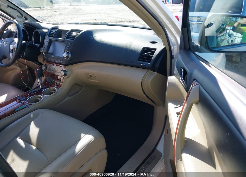 2011 TOYOTA HIGHLANDER LIMITED V6 VIN: 5TDYK3EH1BS048426