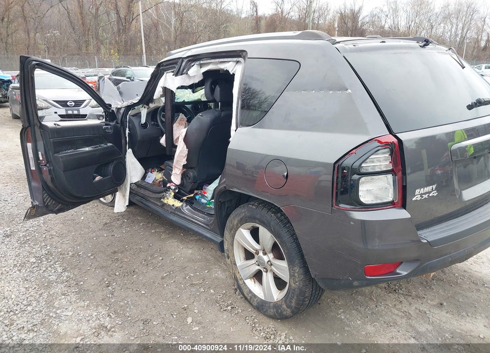 2016 JEEP COMPASS LATITUDE VIN: 1C4NJDEB5GD757788