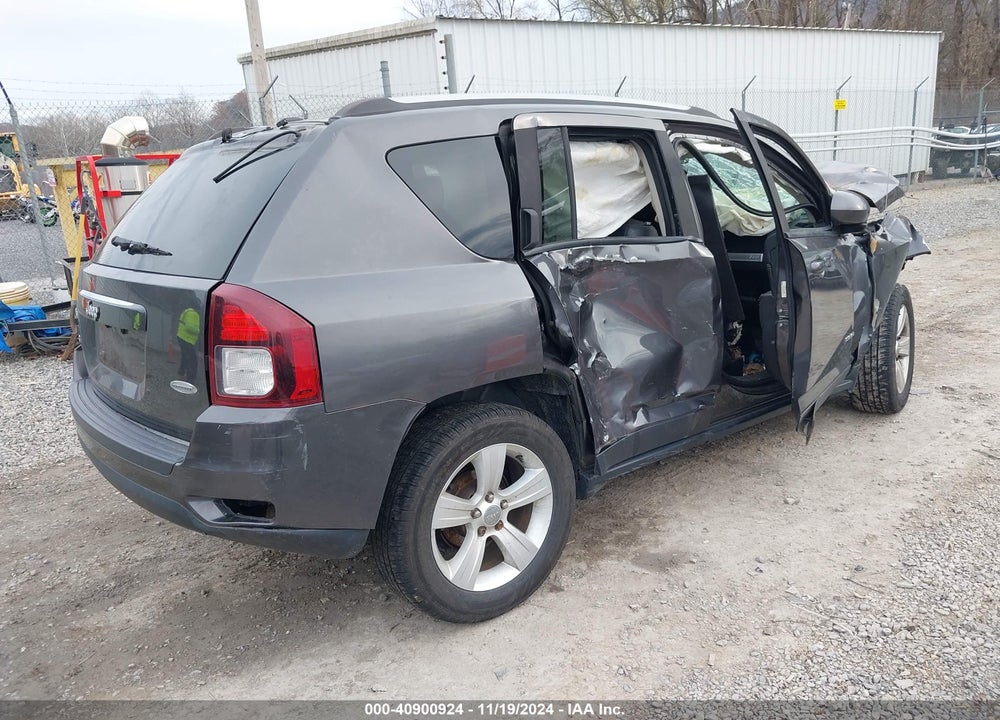 2016 JEEP COMPASS LATITUDE VIN: 1C4NJDEB5GD757788