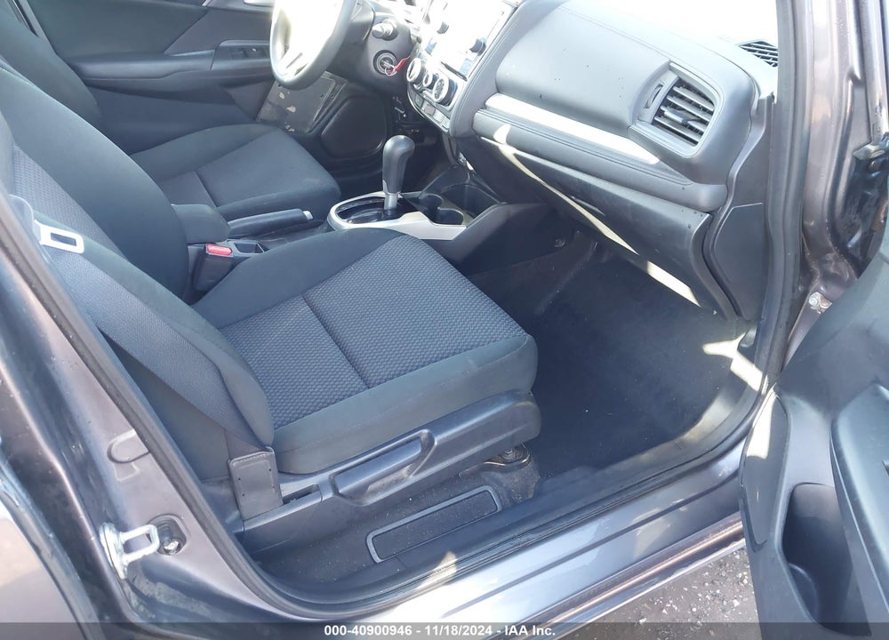 2019 HONDA FIT LX VIN: 3HGGK5H4XKM712661