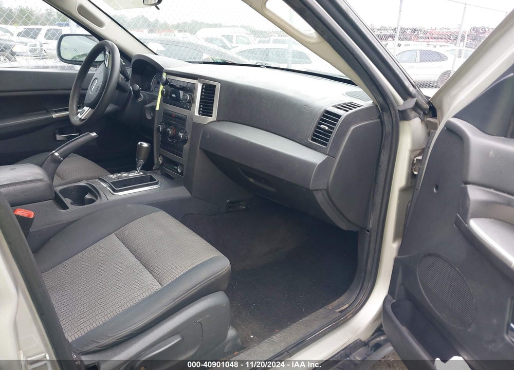2010 JEEP GRAND CHEROKEE LAREDO VIN: 1J4PS4GK3AC111966