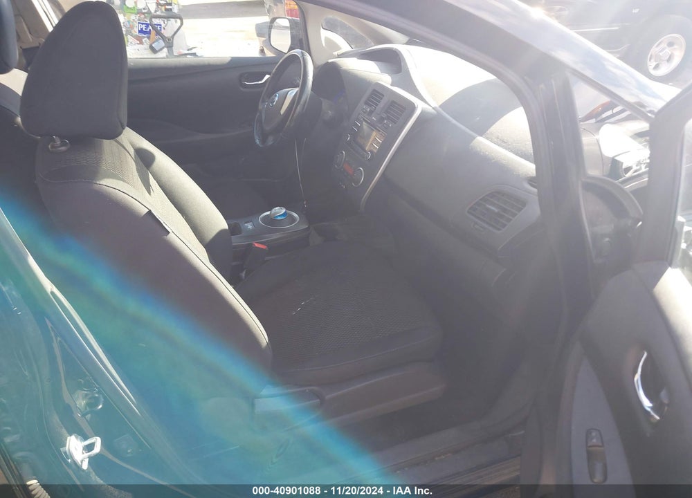 2014 NISSAN LEAF S VIN: 1N4AZ0CP6EC332510