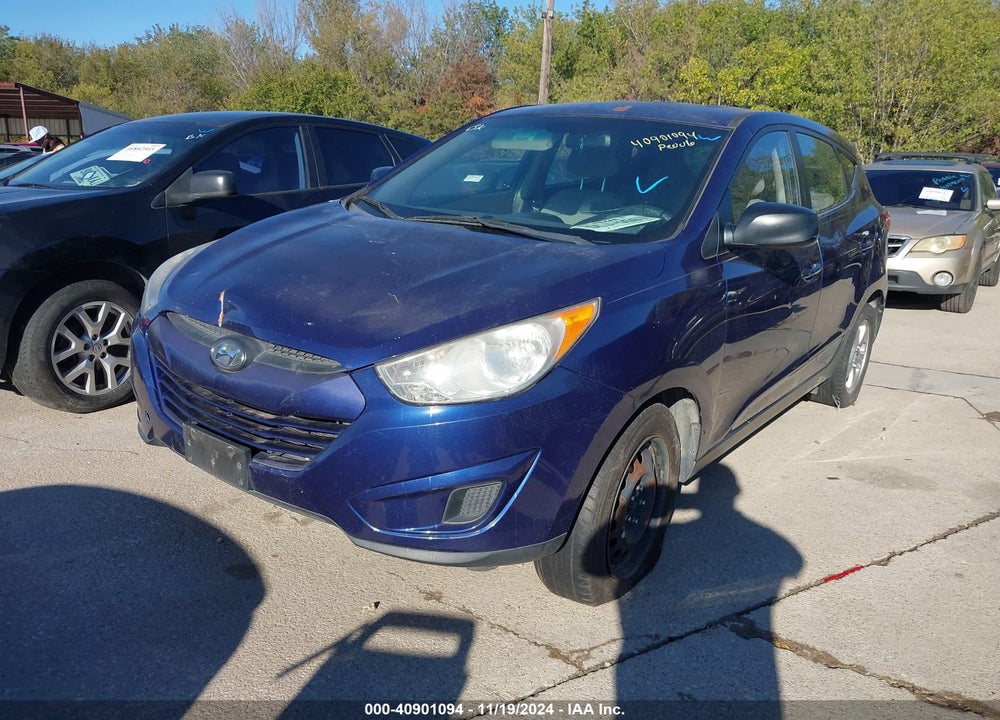 2010 HYUNDAI TUCSON GLS VIN: KM8JT3AC5AU082917