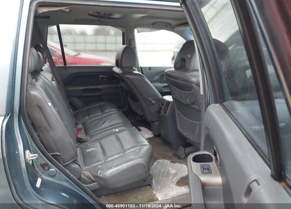 2006 HONDA PILOT EX-L VIN: 5FNYF286X6B029330