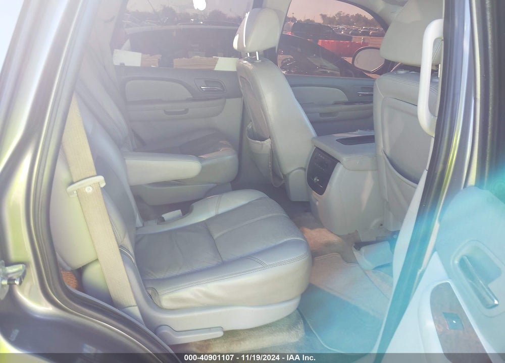 2007 GMC YUKON SLT VIN: 1GKFC13087R327310