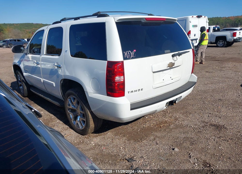 2007 CHEVROLET TAHOE LT VIN: 1GNFC13J67R102251