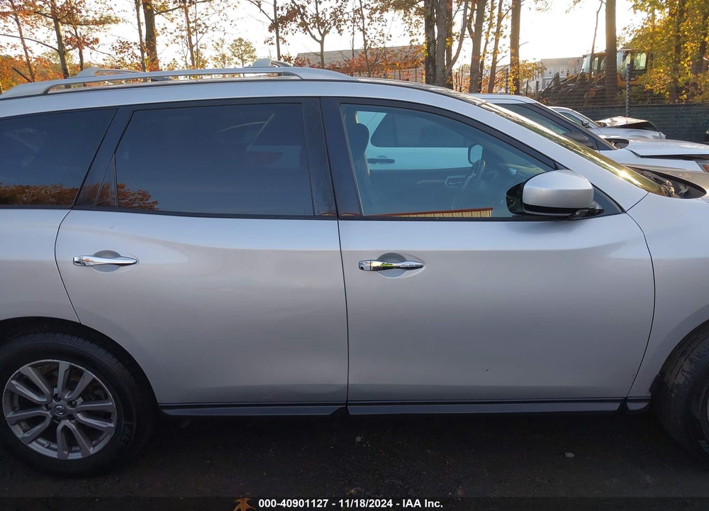 2015 NISSAN PATHFINDER S VIN: 5N1AR2MM4FC697503