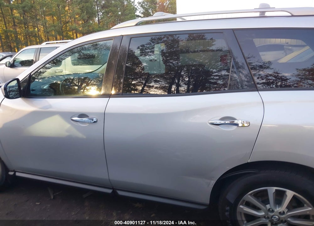 2015 NISSAN PATHFINDER S VIN: 5N1AR2MM4FC697503