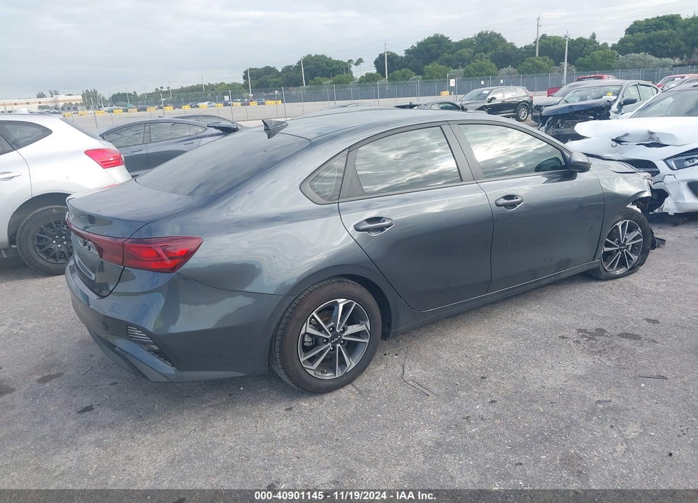 2024 KIA FORTE LXS VIN: 3KPF24AD3RE776317