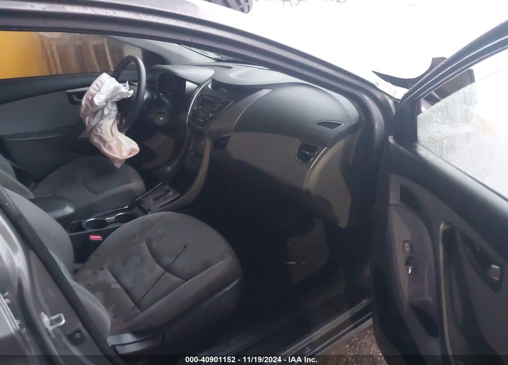 2013 HYUNDAI ELANTRA VIN: 5NPDH4AEXDH318308