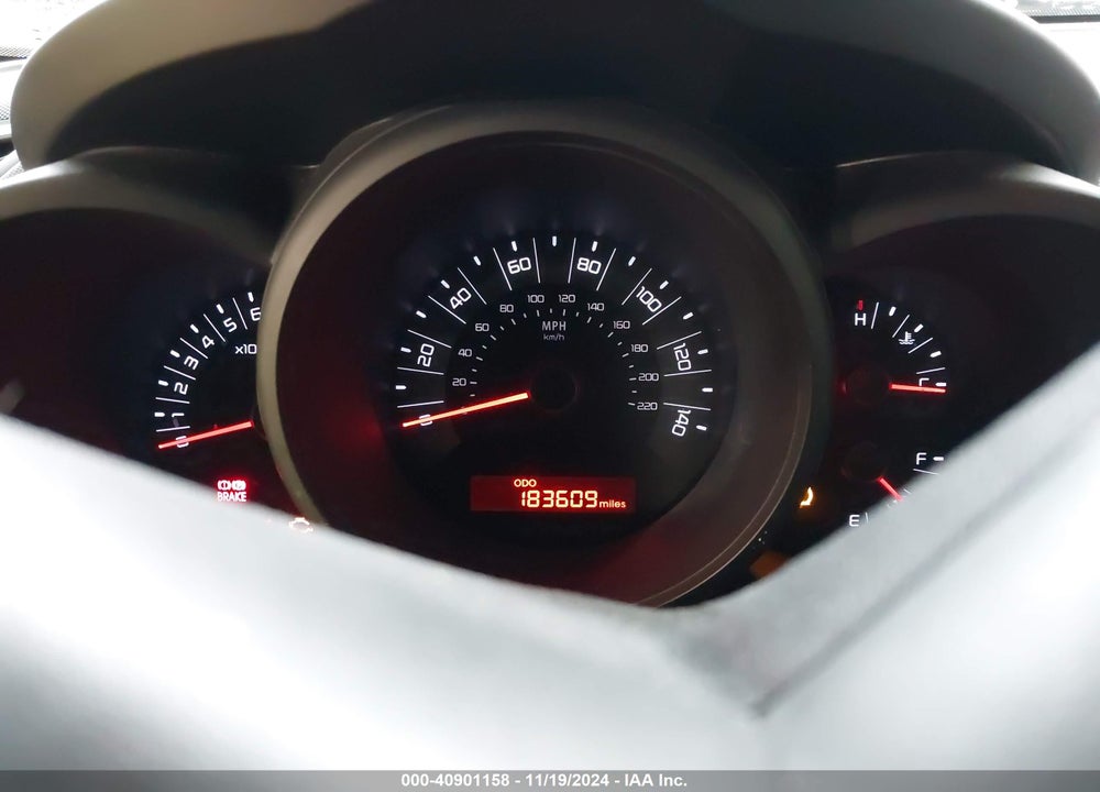 2011 KIA SOUL VIN: KNDJT2A17B7335247