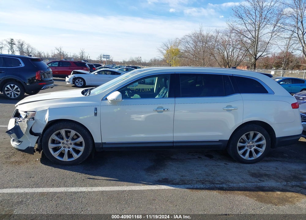 2013 LINCOLN MKT ECOBOOST VIN: 2LMHJ5AT7DBL59355