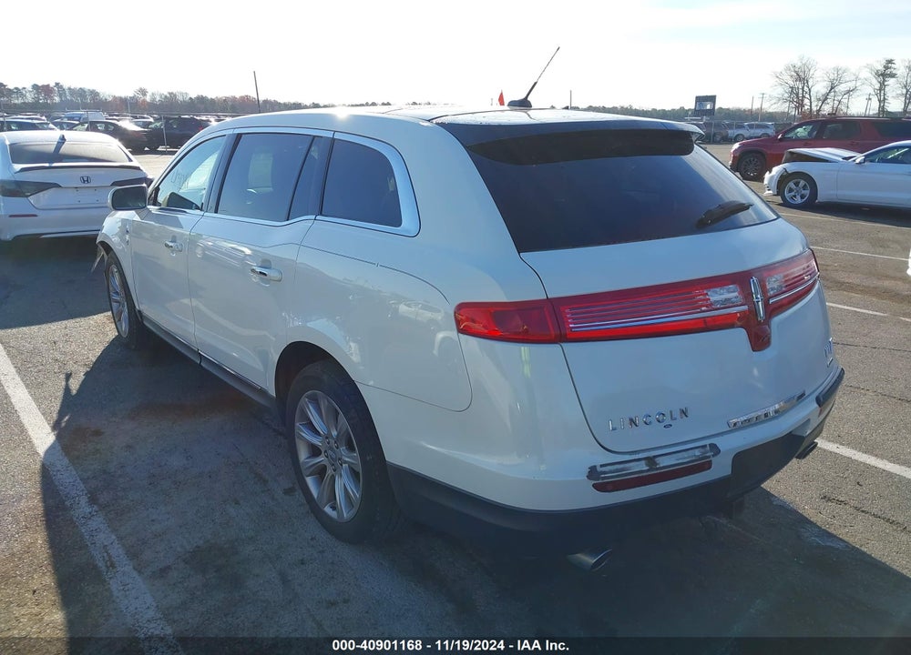 2013 LINCOLN MKT ECOBOOST VIN: 2LMHJ5AT7DBL59355