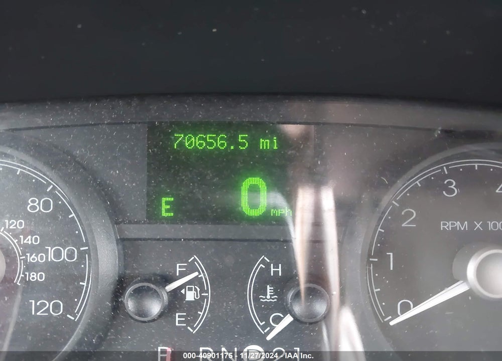 2007 LINCOLN TOWN CAR EXECUTIVE VIN: 1LJFM88W17Y626199