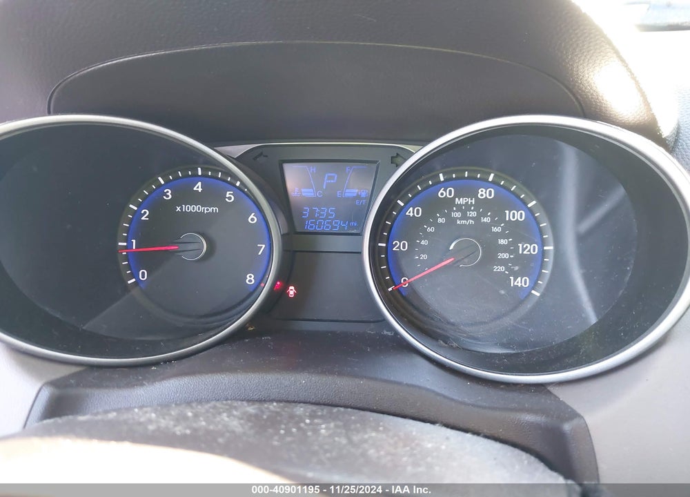 2011 HYUNDAI TUCSON GLS VIN: KM8JU3AC0BU271490