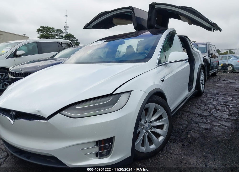2020 TESLA MODEL X LONG RANGE DUAL MOTOR ALL-WHEEL DRIVE/LONG RANGE PLUS DUAL MOTOR ALL-WHEEL DRIVE VIN: 5YJXCDE22LF301401