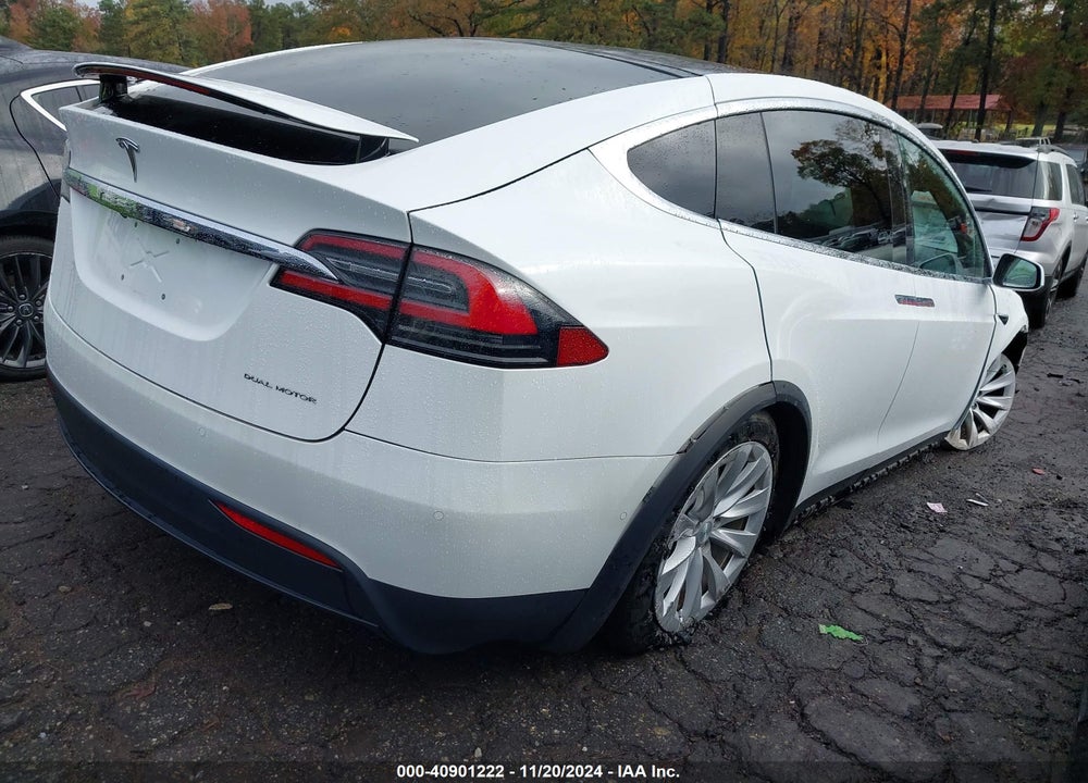 2020 TESLA MODEL X LONG RANGE DUAL MOTOR ALL-WHEEL DRIVE/LONG RANGE PLUS DUAL MOTOR ALL-WHEEL DRIVE VIN: 5YJXCDE22LF301401