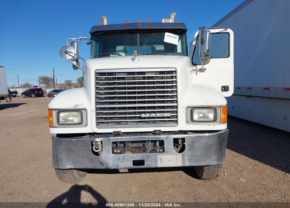 2013 MACK CHU613 CHU600 VIN: 1M1AN09Y7DM014572