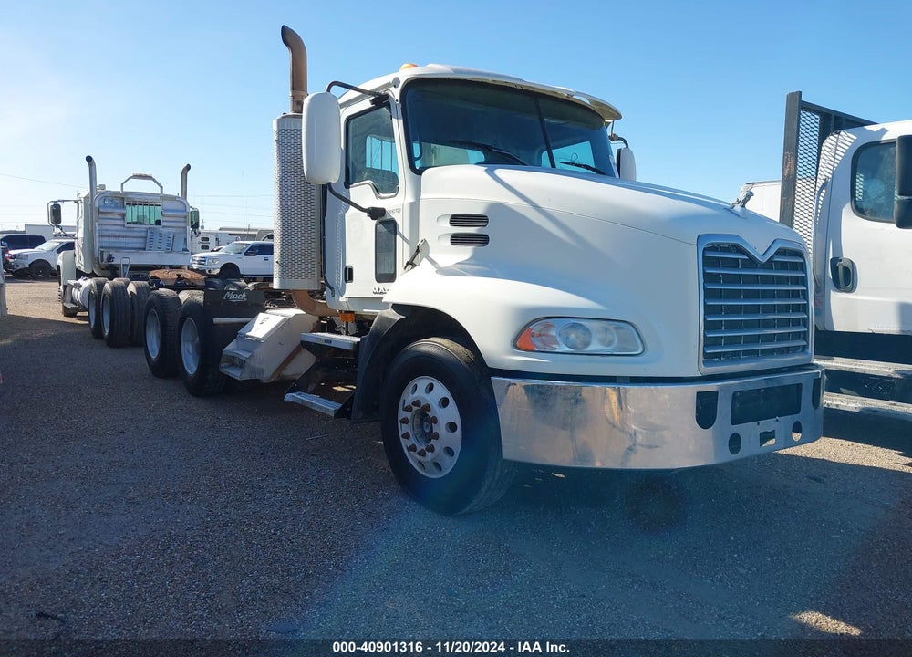 2008 MACK CXU613 CXU600 VIN: 1M1AW02Y48N002905