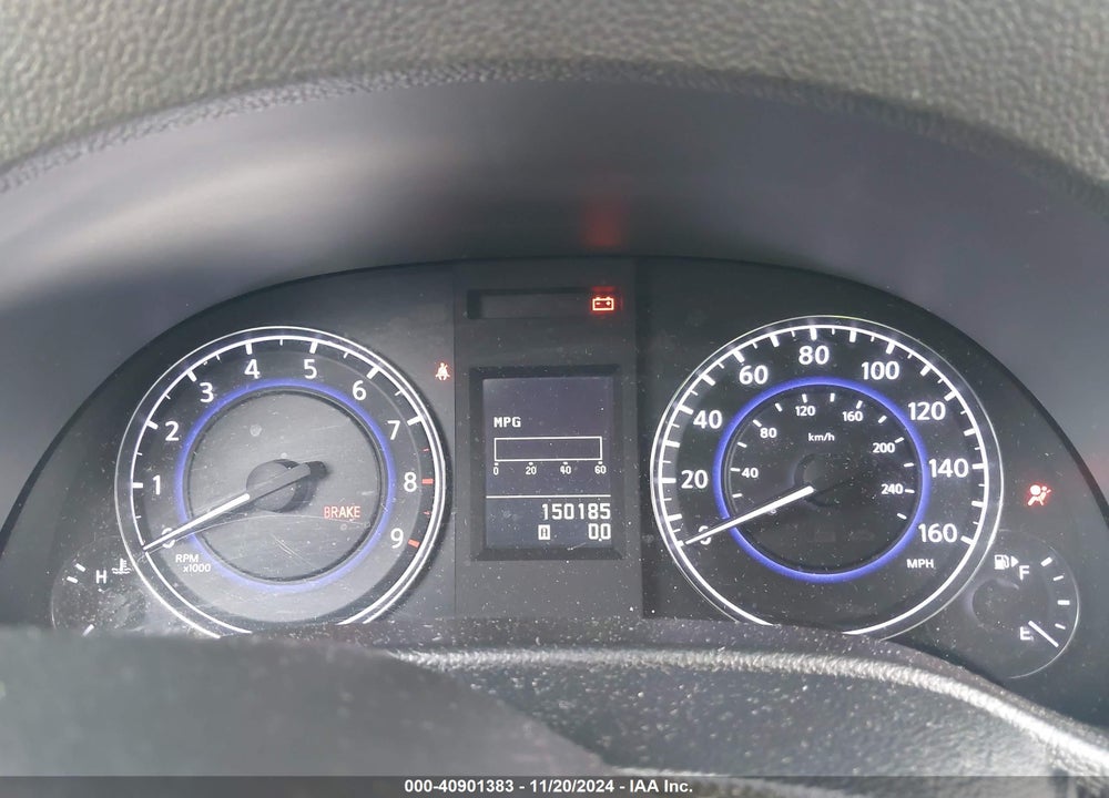 2011 INFINITI G25X VIN: JN1DV6AR8BM450416