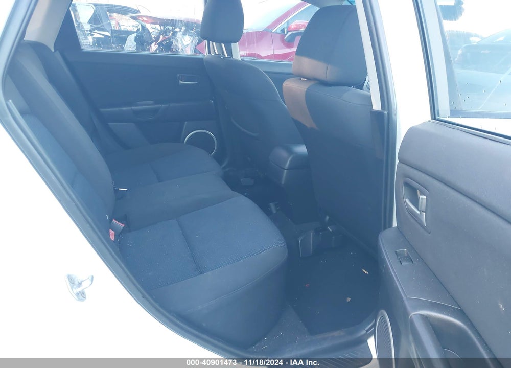 2004 MAZDA 3 S VIN: JM1BK143941149987