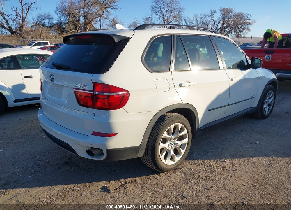2011 BMW X5 XDRIVE35I/XDRIVE35I PREMIUM/XDRIVE35I SPORT ACTIVITY VIN: 5UXZV4C51BL409809