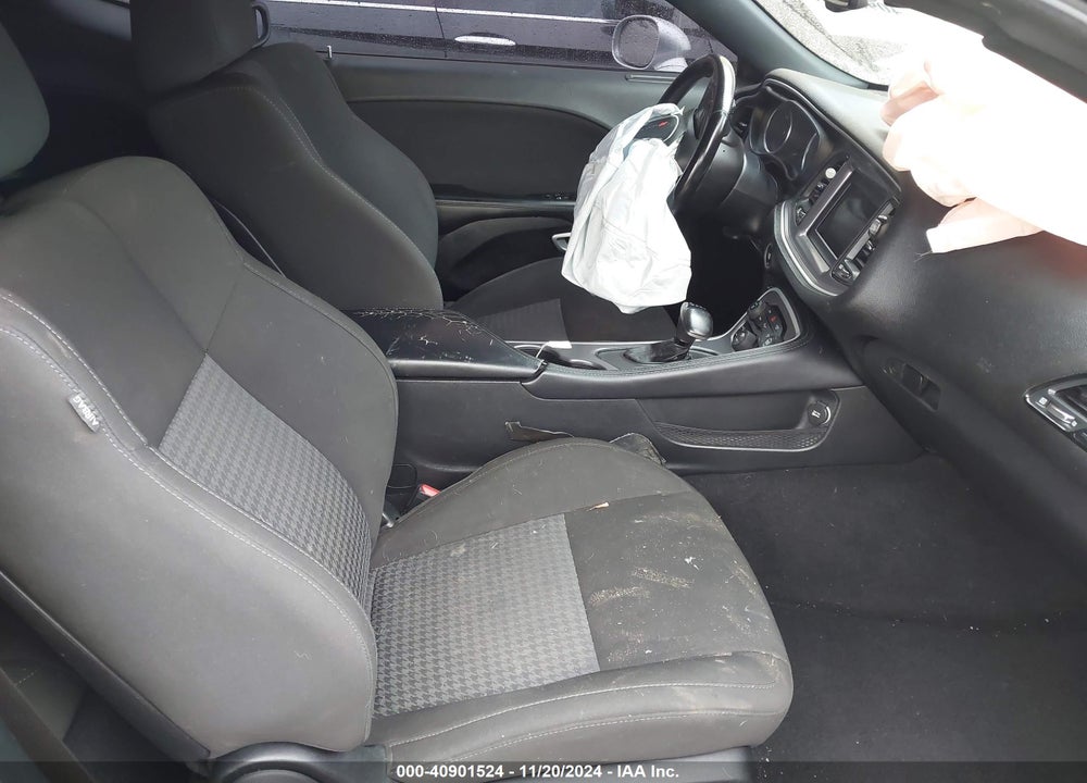 2020 DODGE CHALLENGER VIN: 2C3CDZBT5LH243305