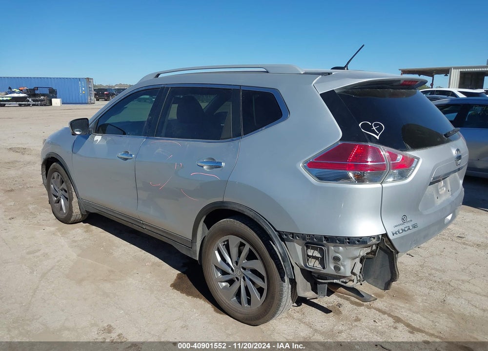 2015 NISSAN ROGUE SL VIN: 5N1AT2MT3FC878469