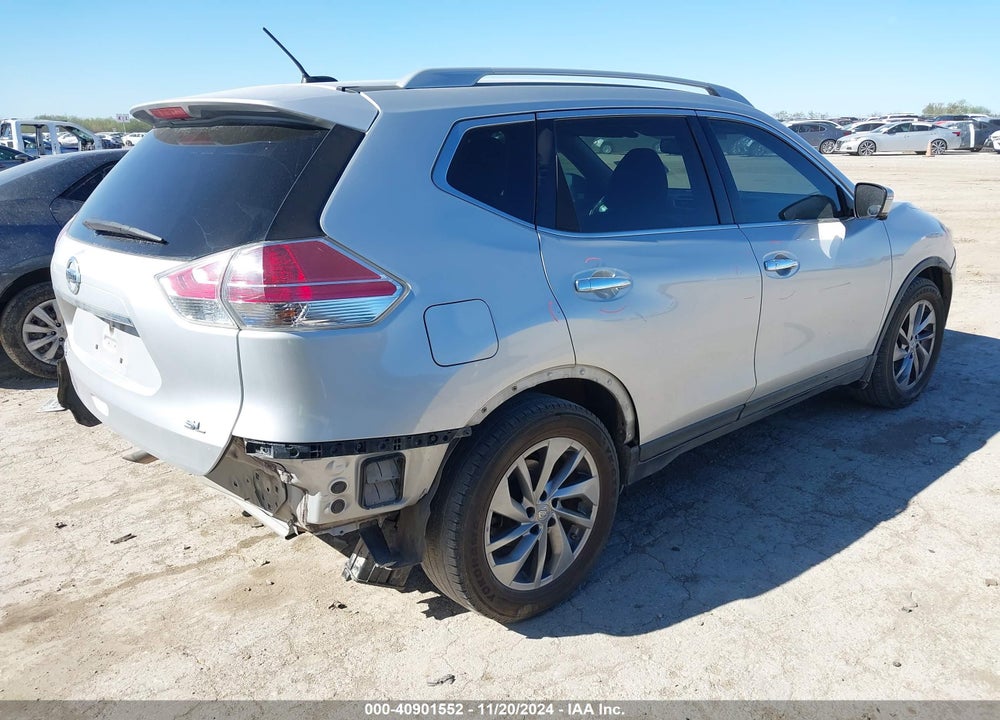 2015 NISSAN ROGUE SL VIN: 5N1AT2MT3FC878469