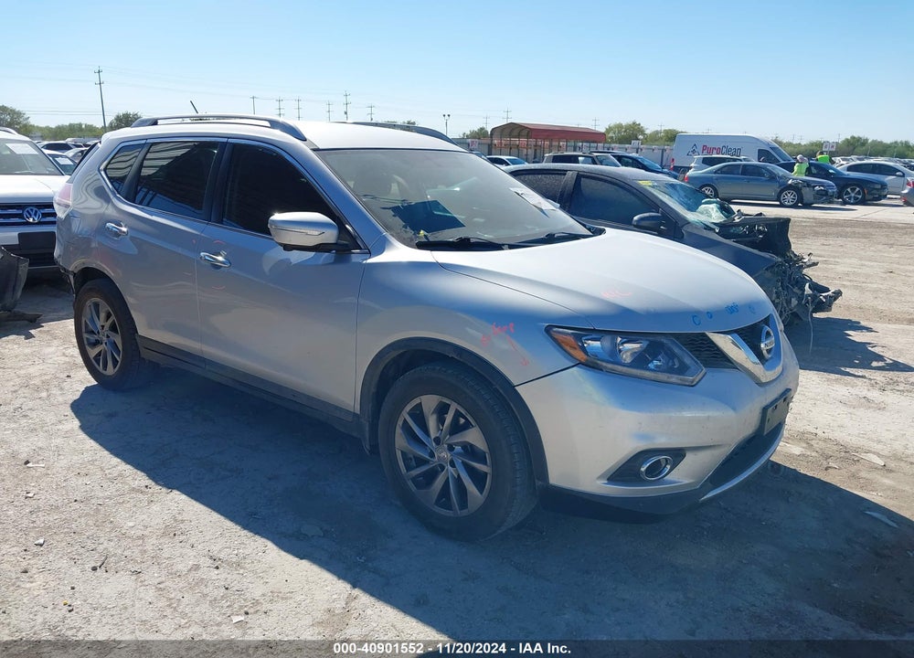 2015 NISSAN ROGUE SL VIN: 5N1AT2MT3FC878469