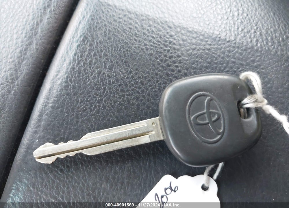 2006 TOYOTA 4RUNNER SR5 V8 VIN: JTEBT14R360062785
