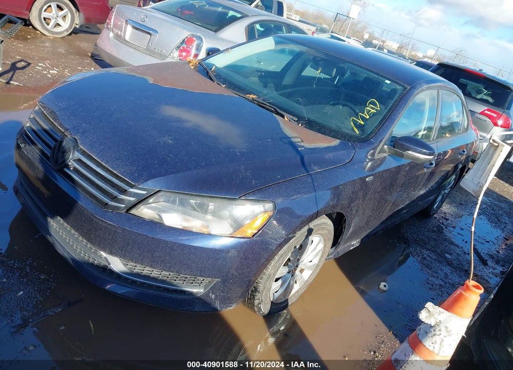 2015 VOLKSWAGEN PASSAT VIN: 1VWAT7A35FC006183