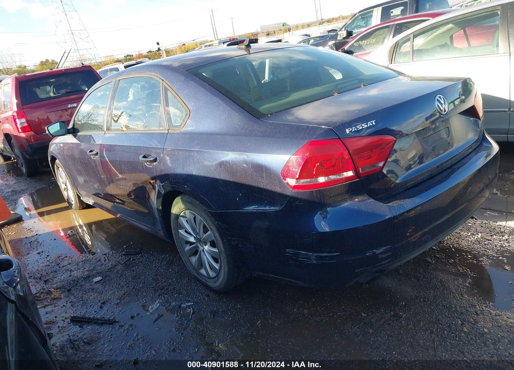 2015 VOLKSWAGEN PASSAT VIN: 1VWAT7A35FC006183