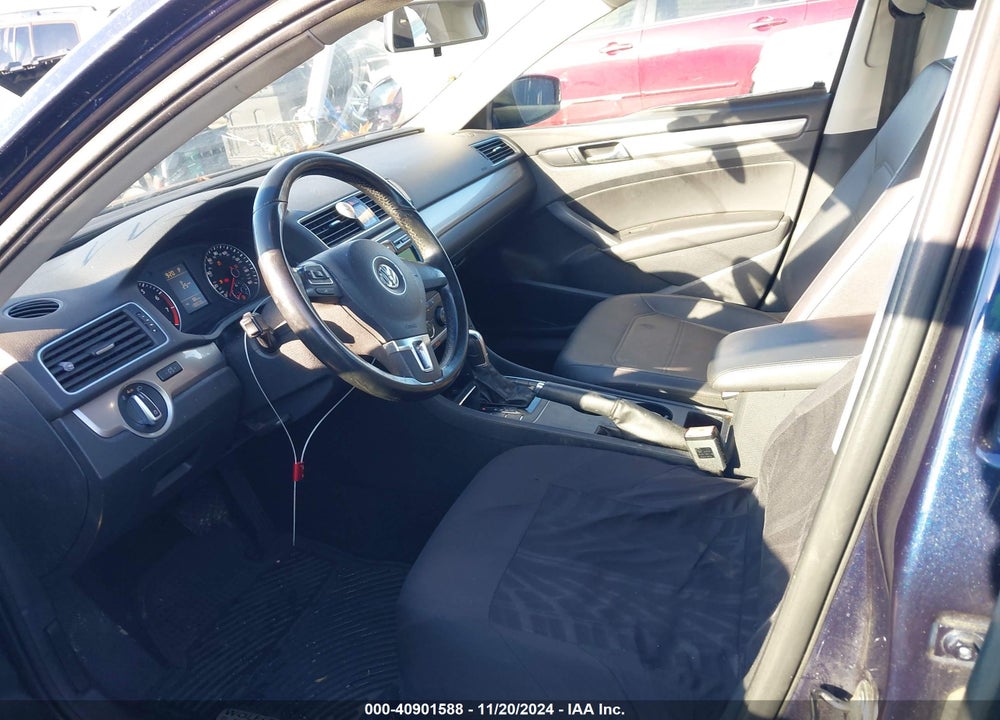 2015 VOLKSWAGEN PASSAT VIN: 1VWAT7A35FC006183