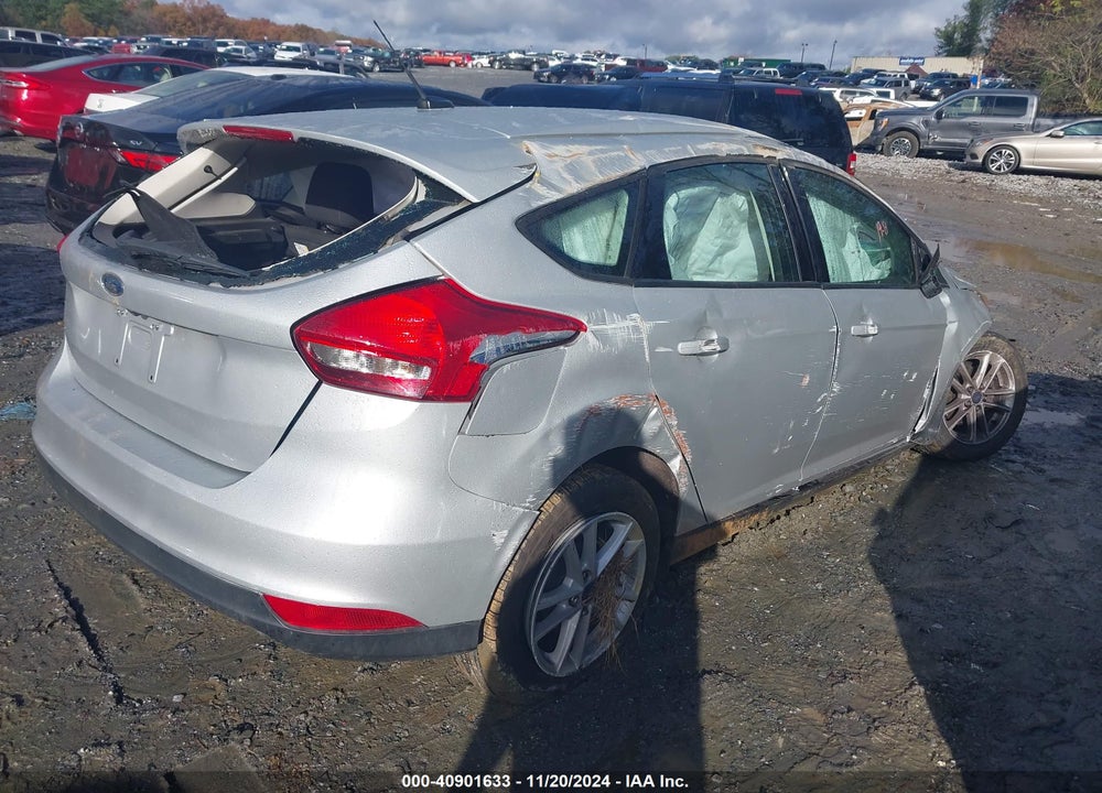 2018 FORD FOCUS SE VIN: 1FADP3K27JL272872