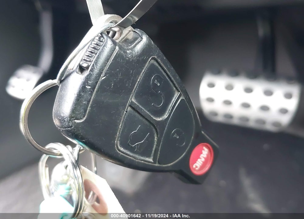 2006 MERCEDES-BENZ CLK 350 VIN: WDBTK56G06T071438