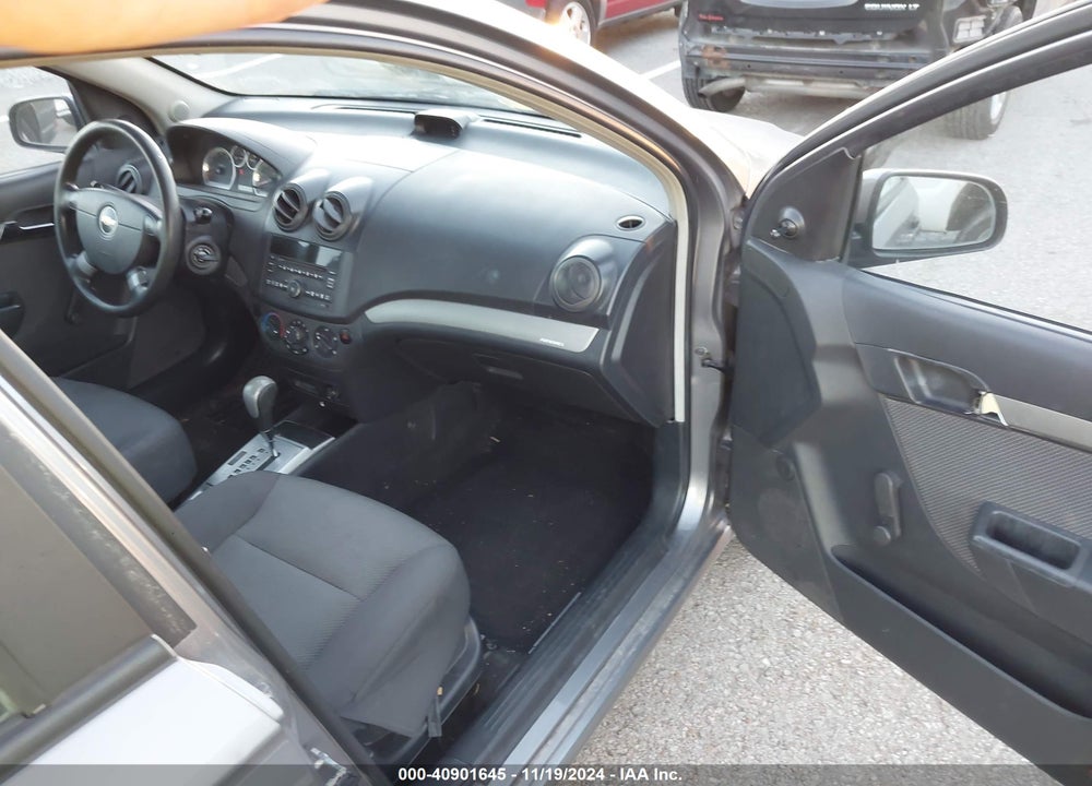 2009 CHEVROLET AVEO LT VIN: KL1TD56E29B354466