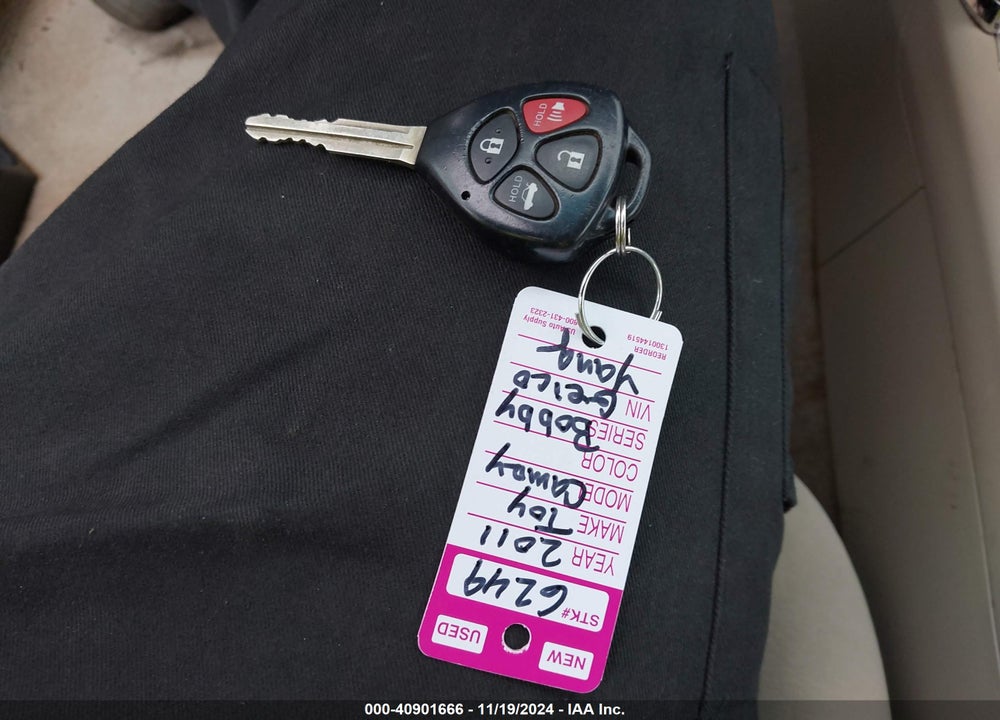 2011 TOYOTA CAMRY LE VIN: 4T1BF3EK0BU206848