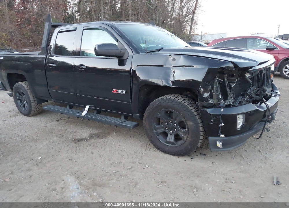 2017 CHEVROLET SILVERADO 1500 2LT VIN: 1GCVKREC8HZ369056