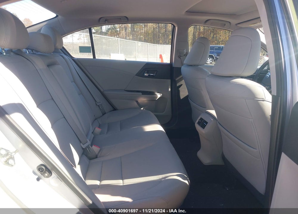 2017 HONDA ACCORD EX-L VIN: 1HGCR2F93HA144637