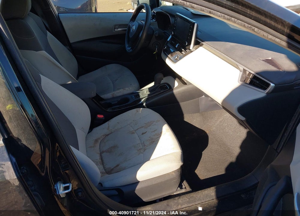 2020 TOYOTA COROLLA LE VIN: 5YFEPRAE0LP060032