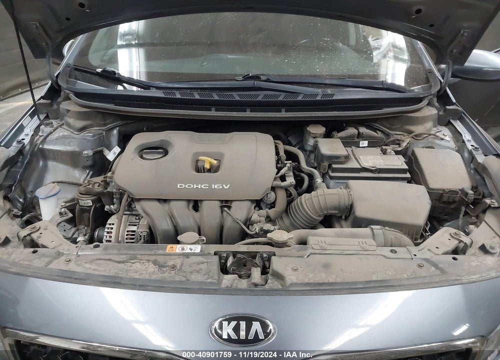 2017 KIA FORTE VIN: 3KPFL4A71HE136113