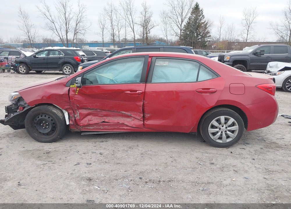 2017 TOYOTA COROLLA SE VIN: 5YFBURHE3HP631263