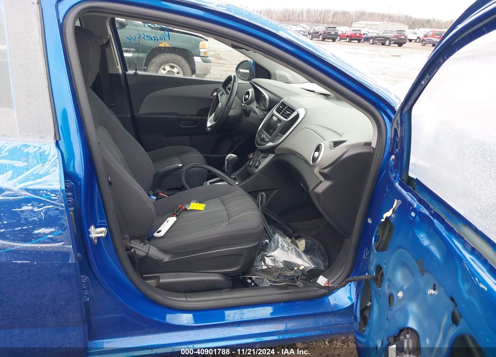 2019 CHEVROLET SONIC VIN: 1G1JD5SB3K4110128