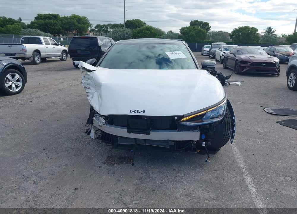2024 KIA EV6 GT LINE VIN: KNDC44LA0R5220848