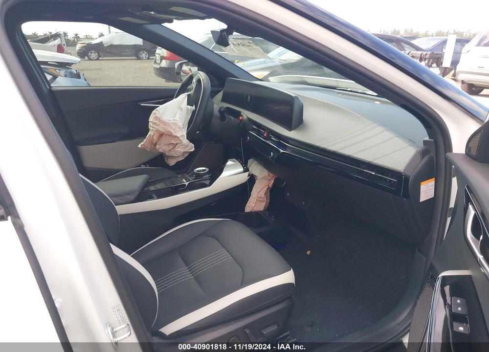 2024 KIA EV6 GT LINE VIN: KNDC44LA0R5220848