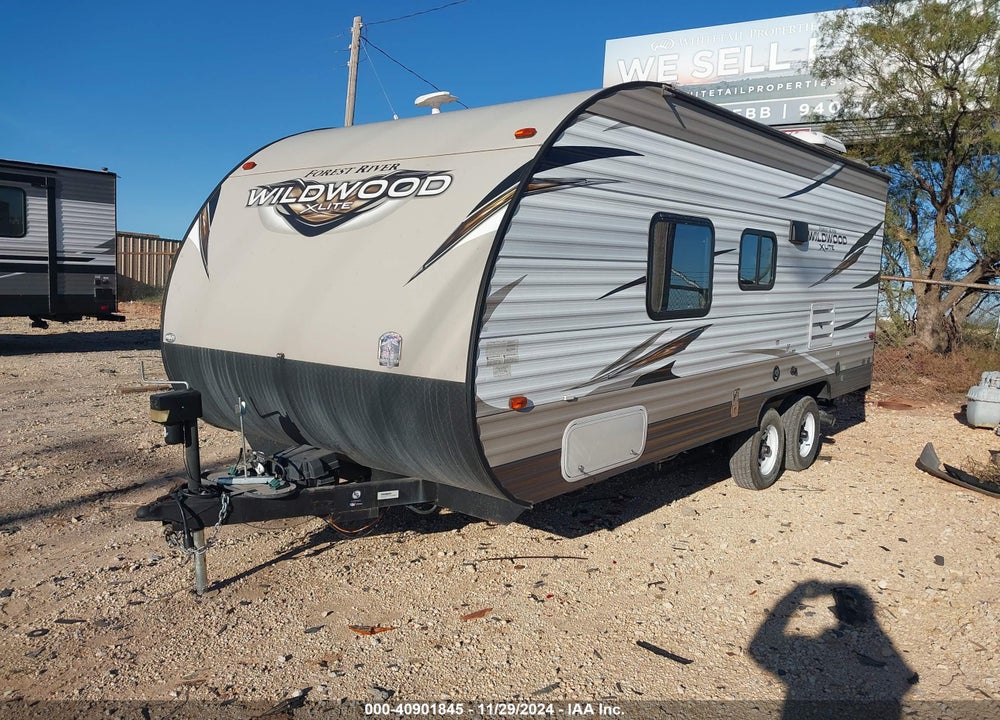 2018 FOREST RIVER WILDWOOD VIN: 4X4TWD72XJ7359904