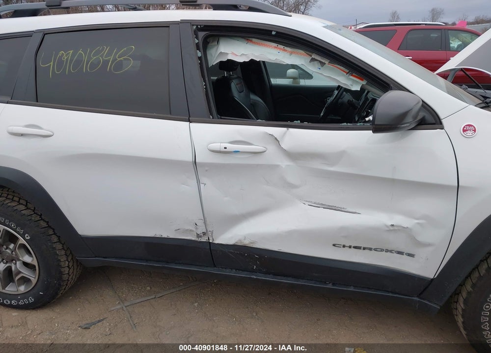 2021 JEEP CHEROKEE TRAILHAWK 4X4 VIN: 1C4PJMBX5MD123806